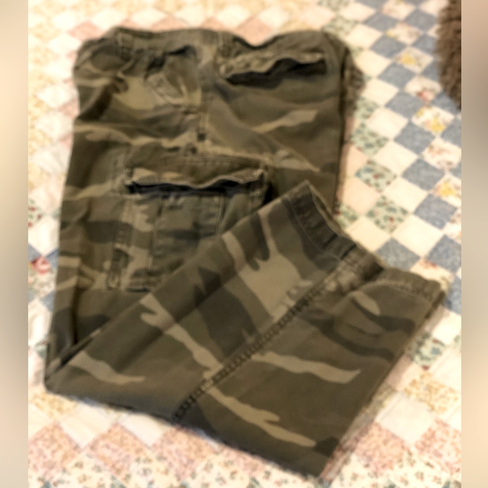 Old Navy Camouflage Cargo Pants